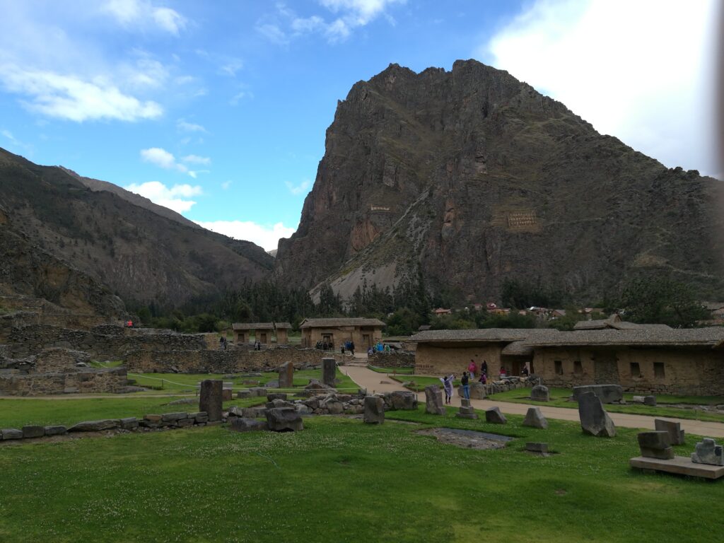 対面の山の風景