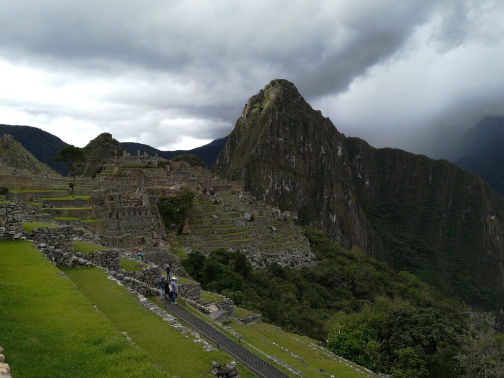曇り空のマチュピチュ